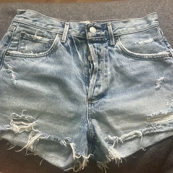 AGOLDE Parker cut off denim shorts 2,5” - Picture 7 of 13